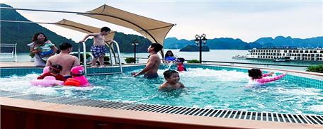 Du thuyền Aspira Lan Hạ